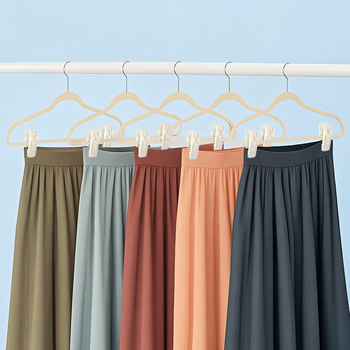 Hanger Clips for Velvet Hangers (40 Count)