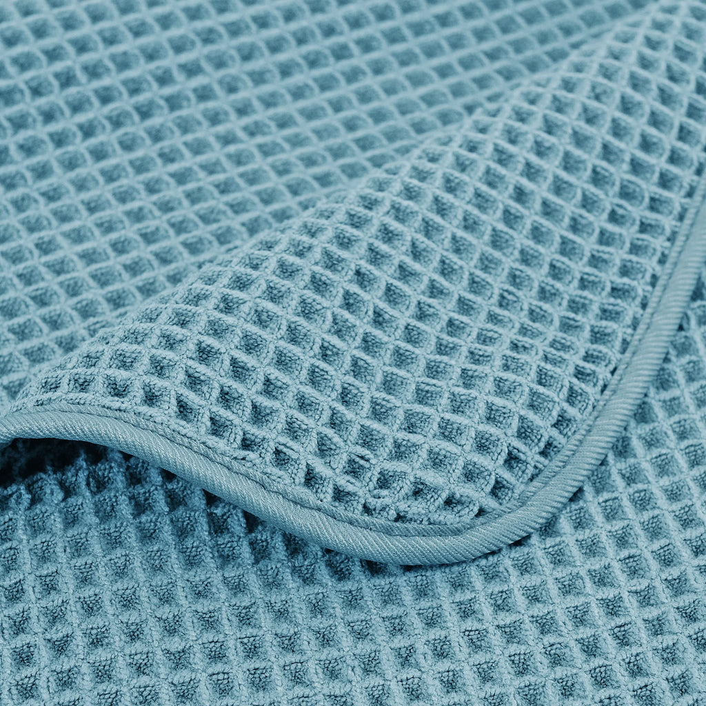 430 GSM Poly Blend Microfiber Quick Dry Waffle Bath Towel (4 Count)